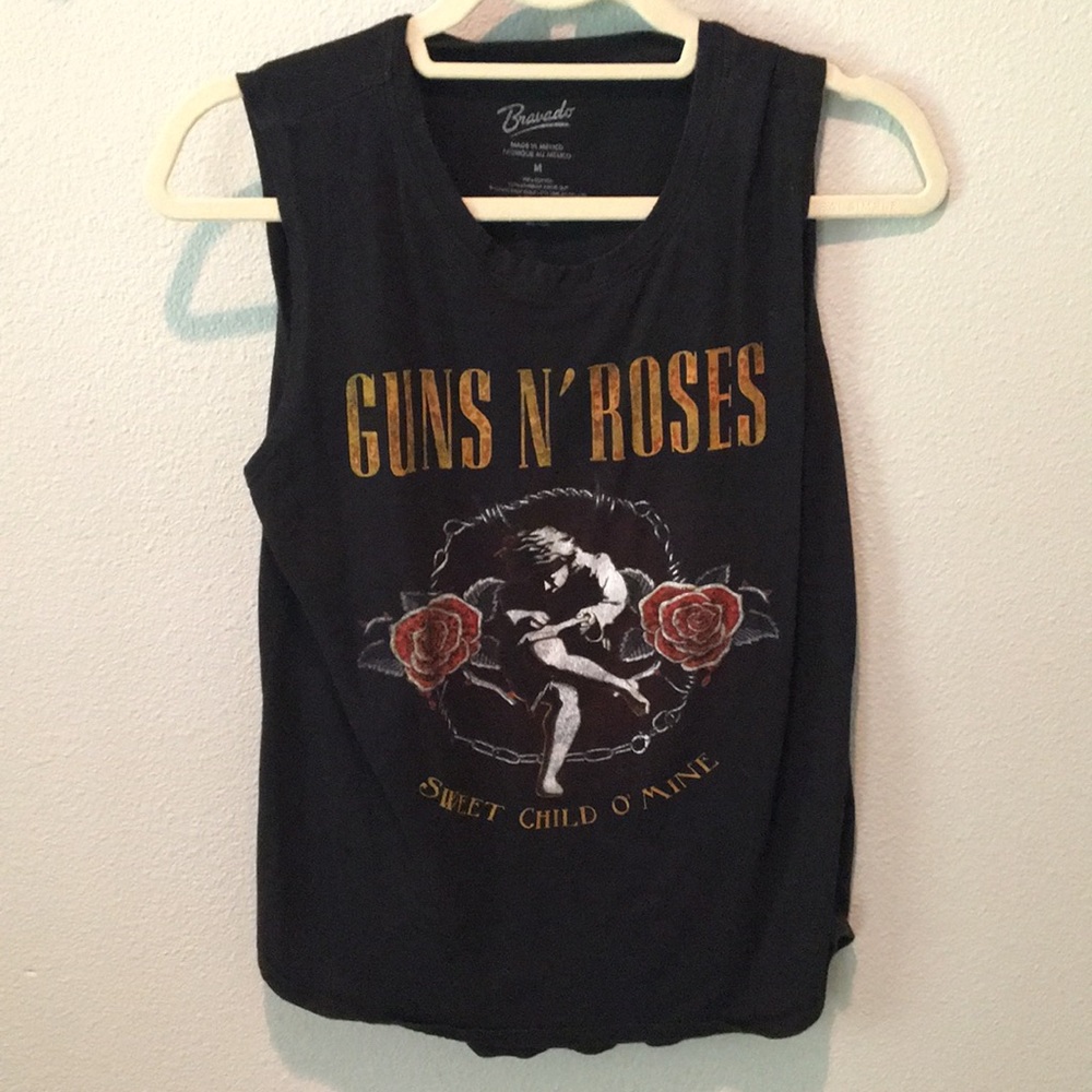 Guns and roses muscle tee